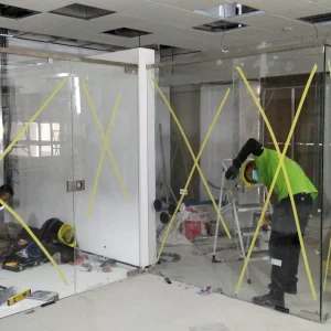 Instalación Vitrina Comercial